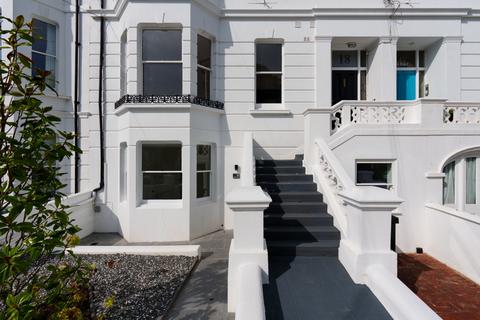 Studio for sale, Clermont Terrace, Brighton