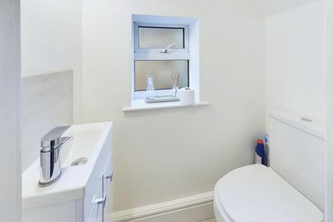 149 Longford Lane, Gloucester, GL2 9HD