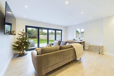 149 Longford Lane, Gloucester, GL2 9HD