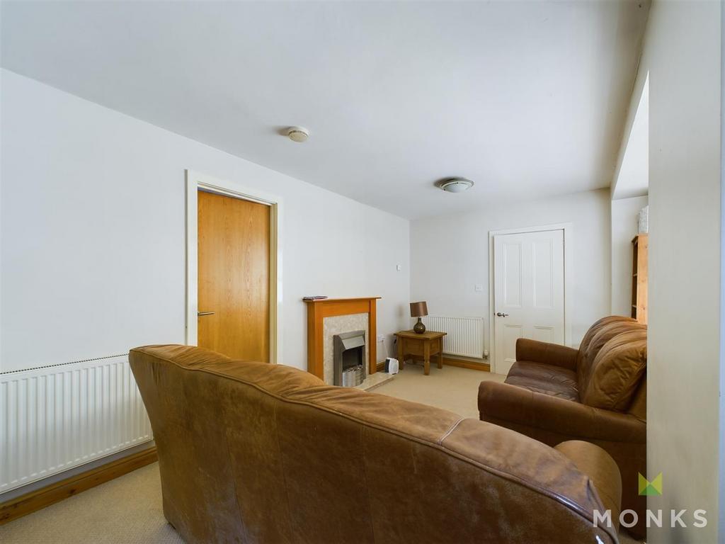 CAM01520 G0-PR0114-STILL005.jpg