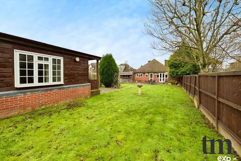 4 bedroom detached bungalow for sale, High Garrett, Braintree CM7