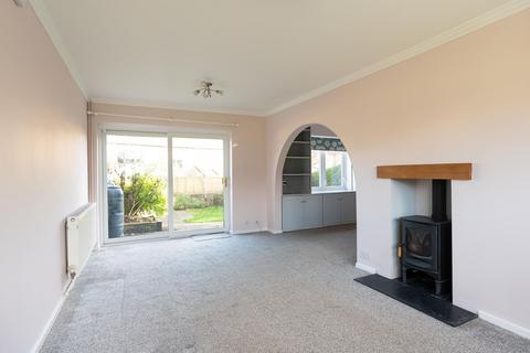 4 bedroom end of terrace house for sale, Hilltop Gardens, Islip, OX5