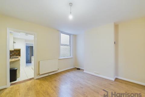 2 bedroom maisonette for sale, Shortlands Road, Sittingbourne, Kent, ME10 3JU