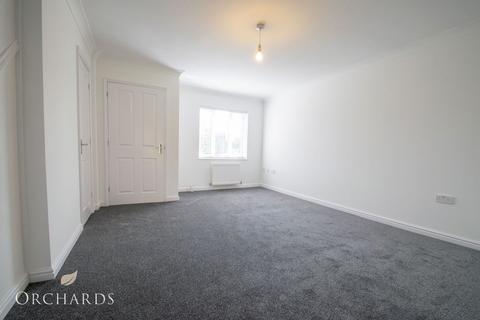 3 bedroom semi-detached house to rent, Peacock Road, Bedford MK43