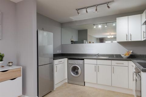 2 bedroom apartment for sale, Kenyon Lane, Manchester