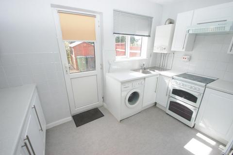 2 bedroom flat to rent, Beech Road, St Albans, AL3