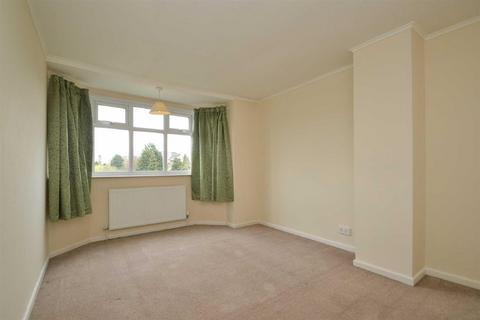 3 bedroom semi-detached house to rent, Priory Ridge, Shrewsbury