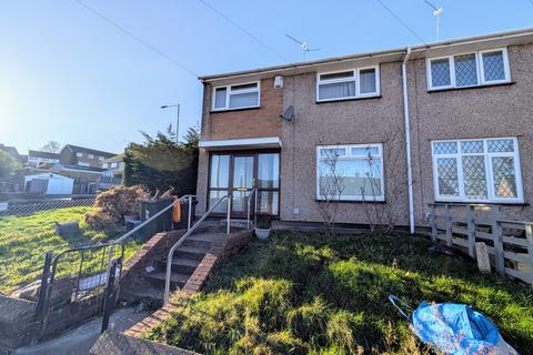 3 bedroom end of terrace house to rent, Tamar Close, Bettws, Newport