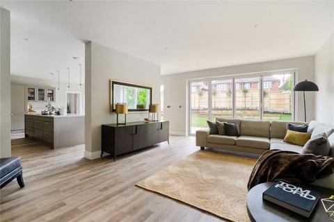 4 bedroom detached house for sale, Cross Road, Tadworth, Surrey, KT20