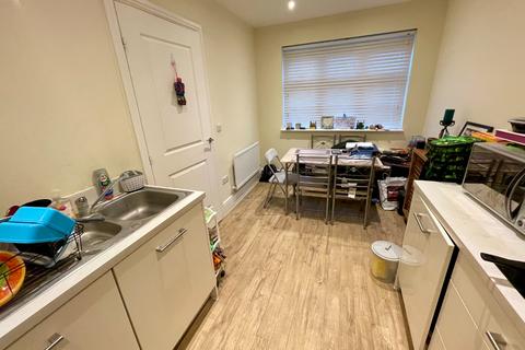 3 bedroom end of terrace house for sale, Whittle Drive, Luton, Bedfordshire, LU2 0FZ