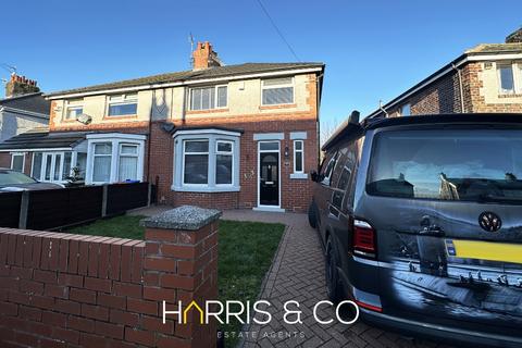 3 bedroom semi-detached house to rent, Cambridge Road, Fleetwood, FY7