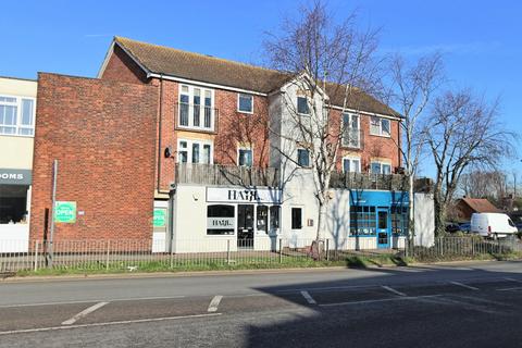 1 bedroom apartment for sale, Station Road, Broxbourne EN10