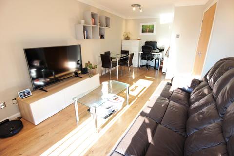 1 bedroom apartment for sale, Station Road, Broxbourne EN10