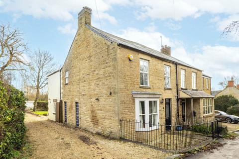 4 bedroom semi-detached house for sale, Toy Lane, Chipping Norton