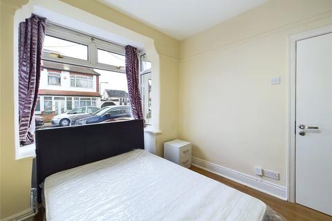 4 bedroom terraced house to rent, Kimberley Road, Walthamstow, London E17