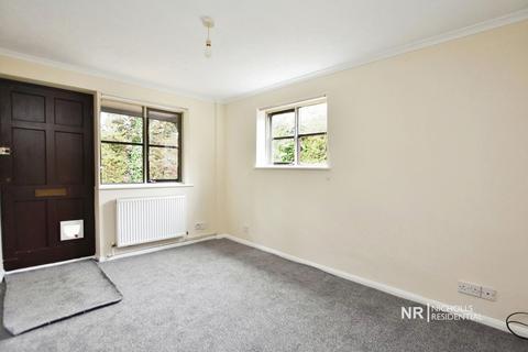 1 bedroom terraced house to rent, Tulyar Close, Tadworth, Surrey. KT20