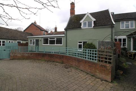 2 bedroom semi-detached house to rent, Framlingham