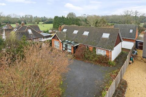 6 bedroom detached bungalow for sale, Chartridge,  Buckinghamshire,  HP5