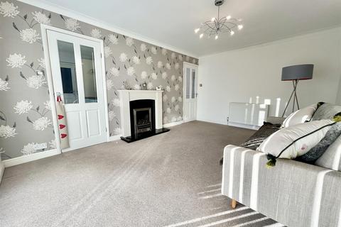 2 bedroom semi-detached bungalow for sale, Springmead Drive, Garforth, Leeds