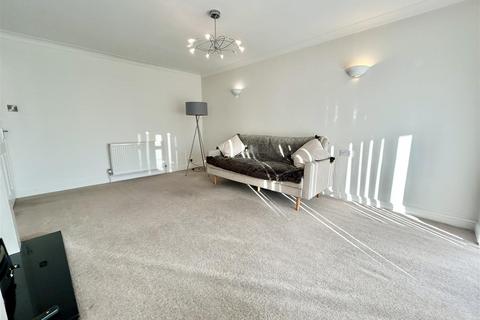 2 bedroom semi-detached bungalow for sale, Springmead Drive, Garforth, Leeds