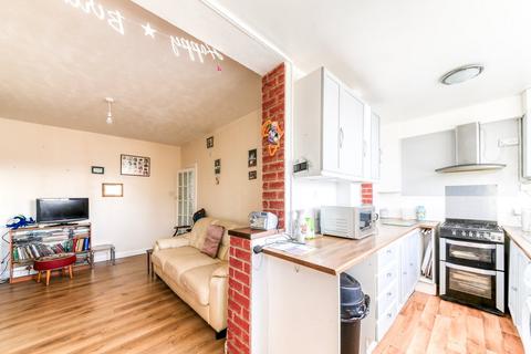 3 bedroom terraced house for sale, Mayfield Road, Thornton Heath, CR7