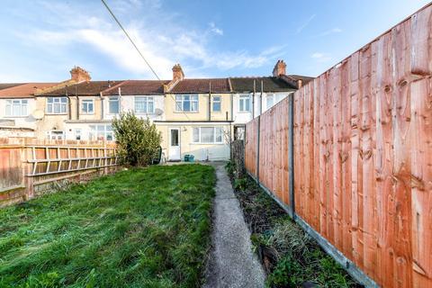 39 Mayfield Road, Thornton Heath, CR7 6DN