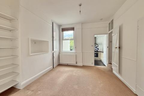 6 Diamond Road, Exeter, EX2 8DN