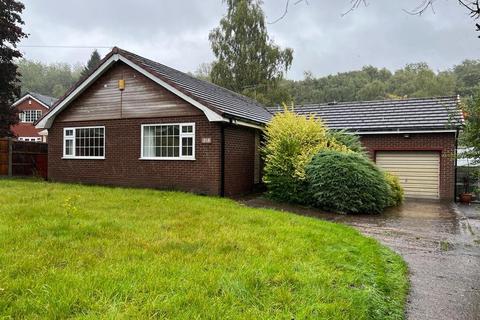 3 bedroom detached bungalow for sale, Green Lane, Leigh