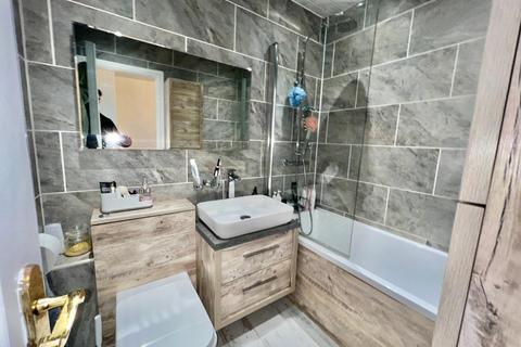 31 Ashleigh Vale, Barnsley, S70 3RL