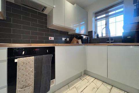 31 Ashleigh Vale, Barnsley, S70 3RL