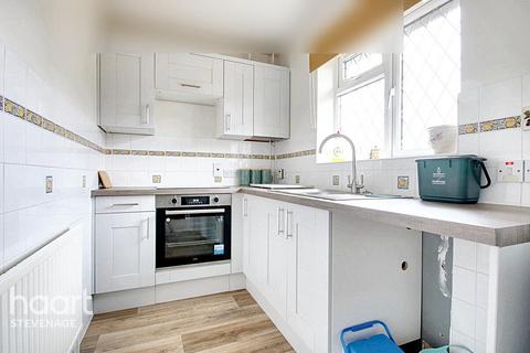 10 The Pastures, Stevenage, SG2 7DZ