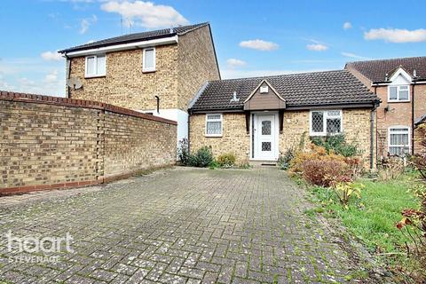10 The Pastures, Stevenage, SG2 7DZ
