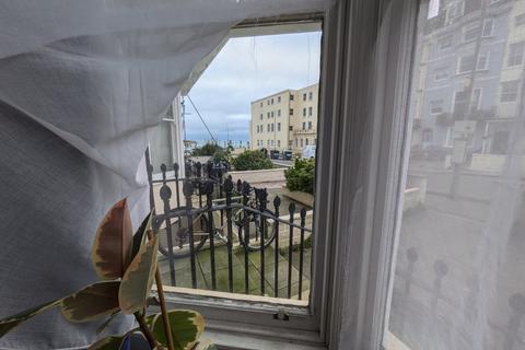 1 bedroom flat to rent, Lower Rock Gardens, Brighton, East Sussex, BN2