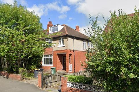 St Annes Road, Headingley, Leeds, LS6 3NX