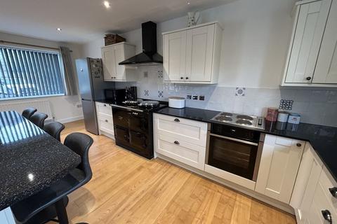Penmaen Maesmawr Lane, Talybont On Usk, Brecon, LD3 7JF