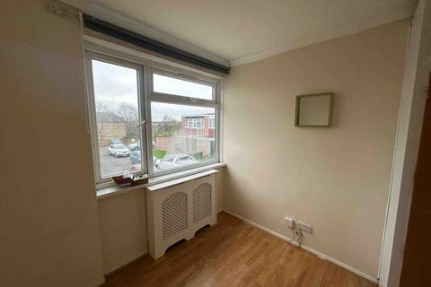 3 bedroom terraced house to rent, Alperton, HA9