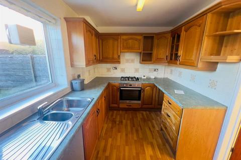 3 bedroom terraced house to rent, Old Hall Lane, Longsight, Manchester