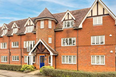 3 bedroom apartment for sale, Oakfield Close, Amersham, Bucks, HP6