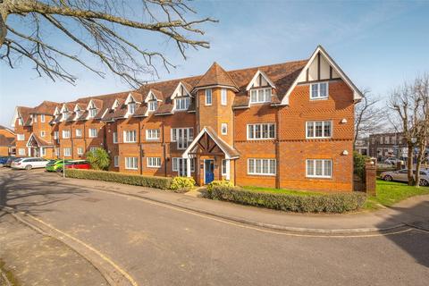 3 bedroom apartment for sale, Oakfield Close, Amersham, Bucks, HP6