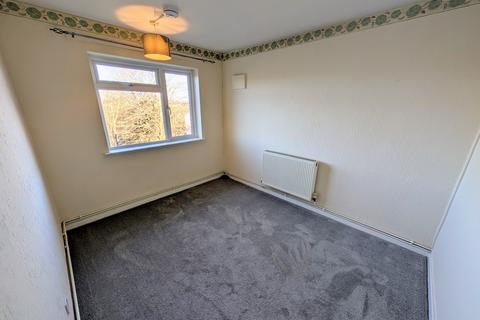 2 bedroom apartment to rent, Van-Dyke Close, Newport,