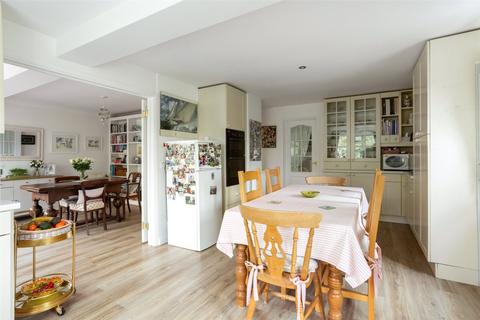 5 Tyfield, Sherborne St John, Basingstoke, RG24 9HZ