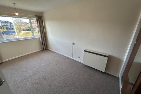 2 bedroom flat to rent, Chandag Road, Keynsham BS31