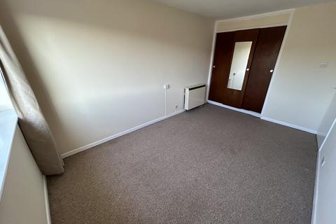 2 bedroom flat to rent, Chandag Road, Keynsham BS31