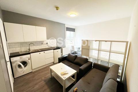 Studio to rent, Colney Hatch Lane, N10