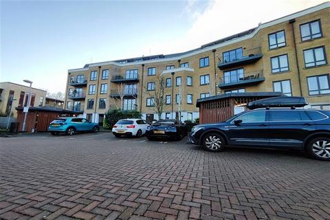 2 bedroom flat to rent, Dock Meadow Reach, Hanwell, W7