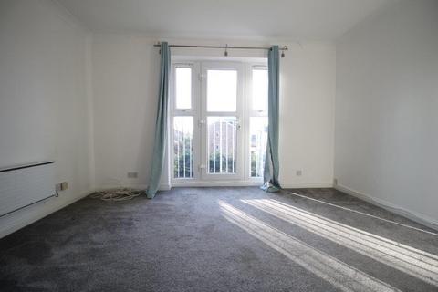 1 bedroom flat to rent, Vicarage Close, Northolt UB5