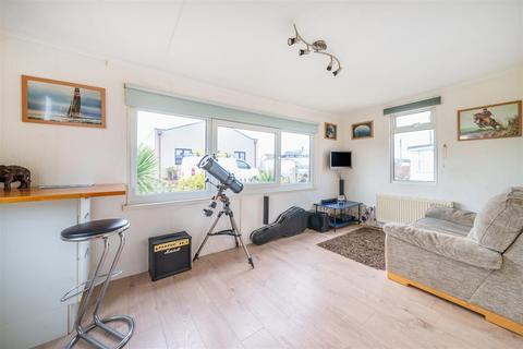 2 bedroom detached bungalow for sale, Meon Road, Titchfield PO14