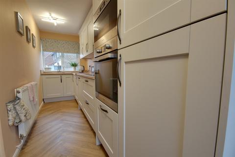 17 Dale Close, Swanland, North Ferriby, HU14 3QL