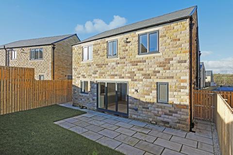 5 bedroom detached house for sale, Summer View, New Mill Road, Holmfirth, HD9 7FH