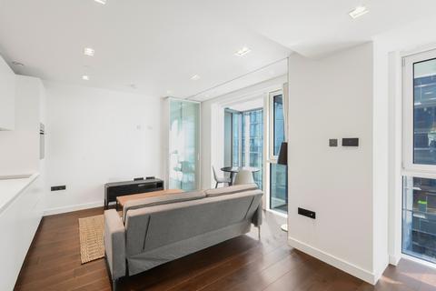 Studio to rent, Southbank Place London SE1